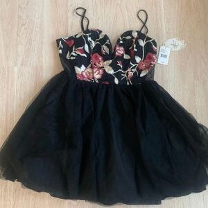Social Code Embroidered and Tulle Mini Dress Black Size 13